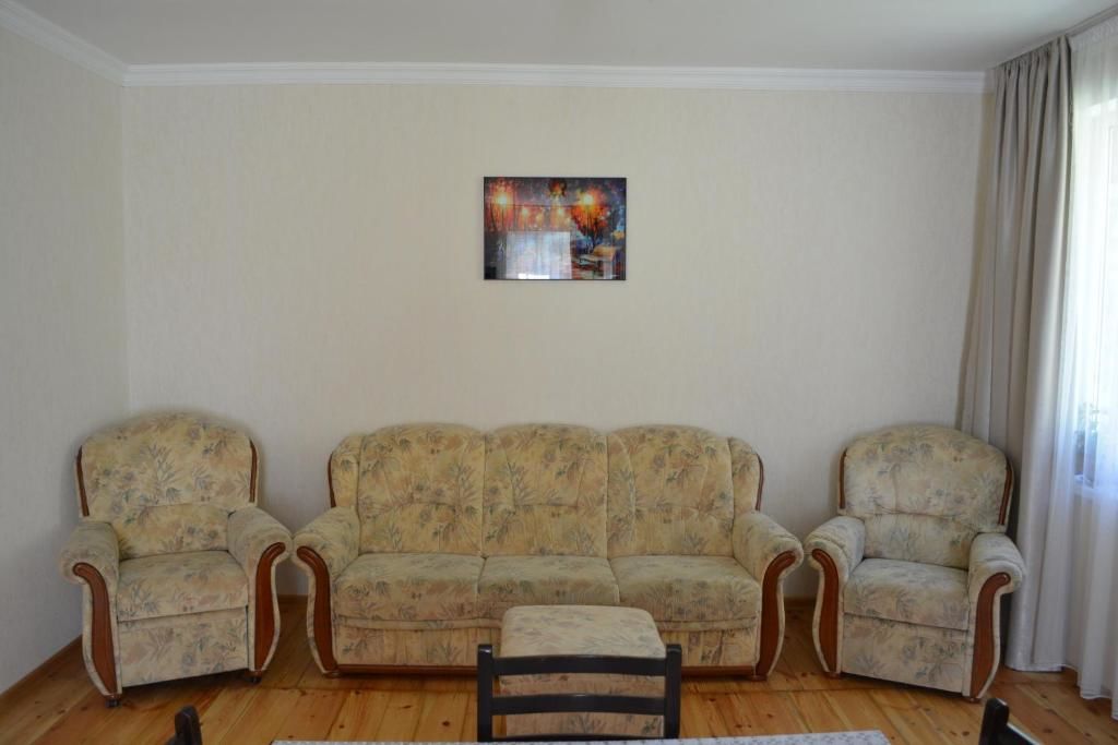 Проживание в семье Ekaterine Guest House Степанцминда-38